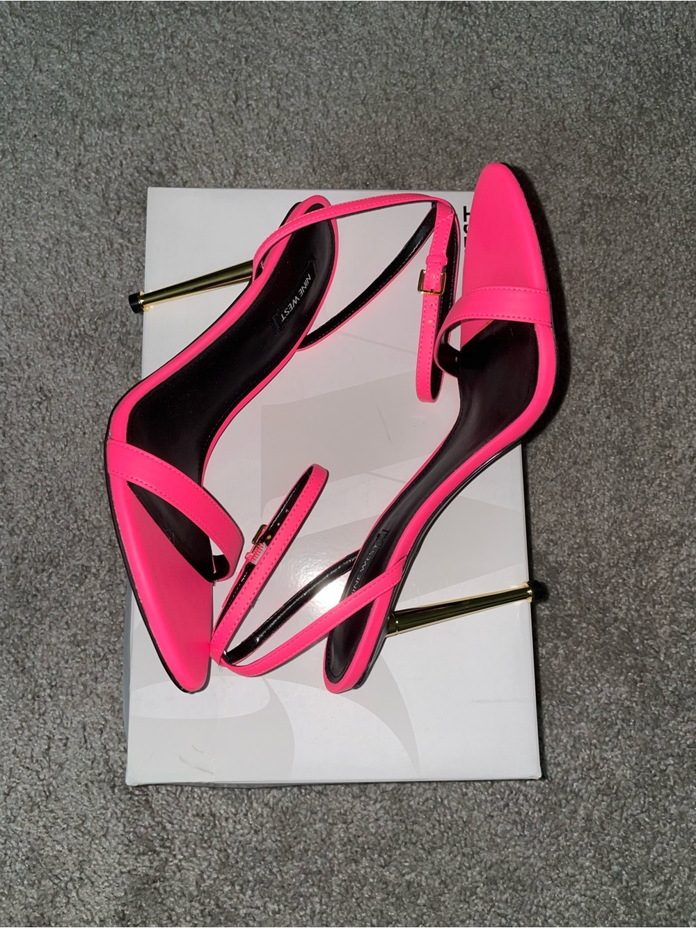 Nine West Reina 3 Medium Pink
Open-Toe Ankle-Strap Heels - Picture 2 of 5